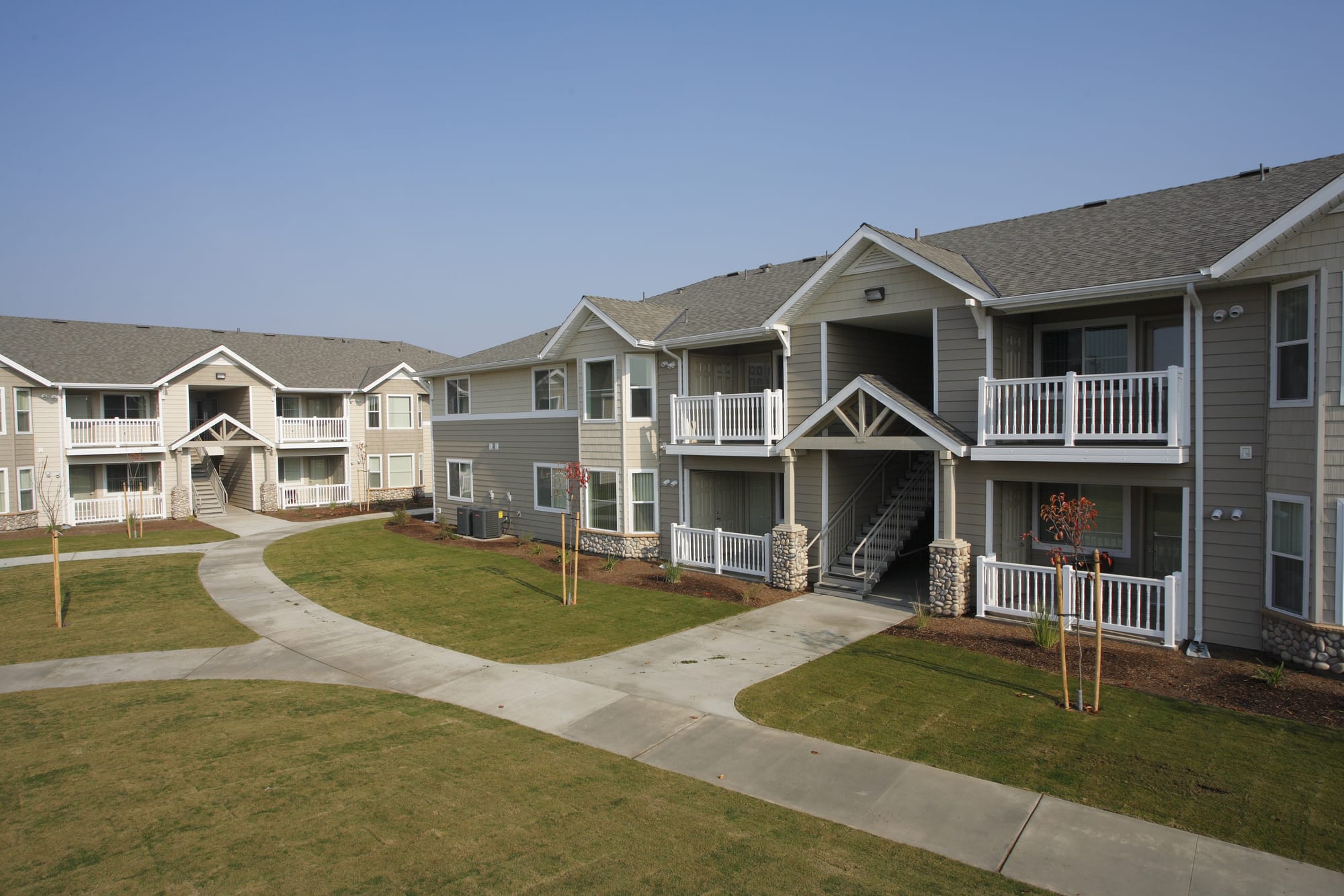 Sequoia Village at River's Edge